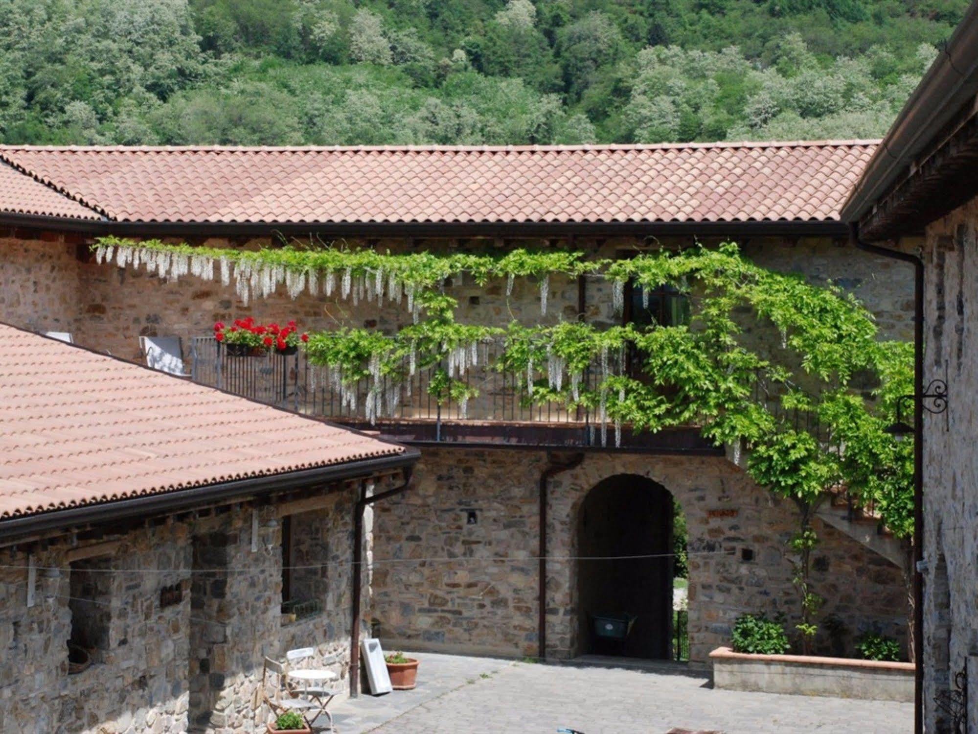 Podere Conti Country house Filattiera